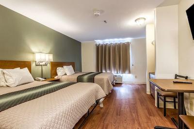 همتون استودیز فنیکس-وست