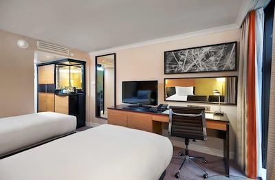 هیلتون کنزینگتون