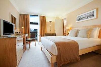 هیلتون کنزینگتون