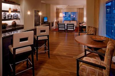 هیات ات اُلیو 8