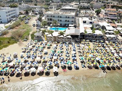 مالیتاکیز بیچ هتل