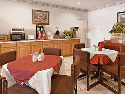 نایتز این هندرسُن