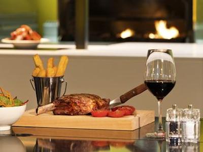 پولمن لندن اس تی پانکراس