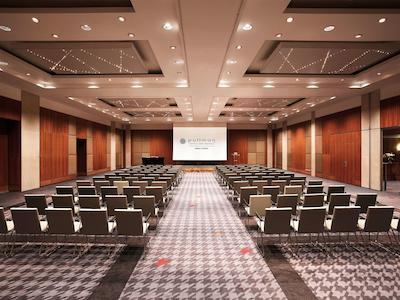 پولمن لندن اس تی پانکراس