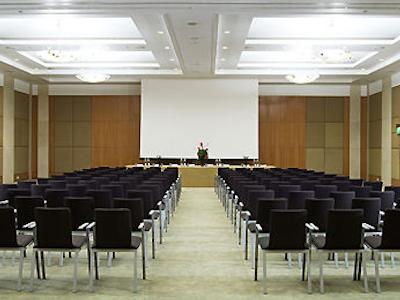 پولمن لندن اس تی پانکراس