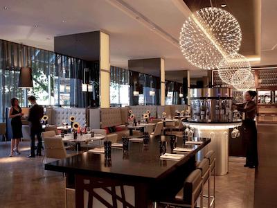 پولمن لندن اس تی پانکراس