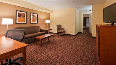 بست وسترن لویسویل ایست