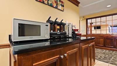 بست وسترن لویسویل ایست