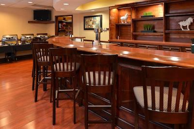 بست وسترن لویسویل ایست