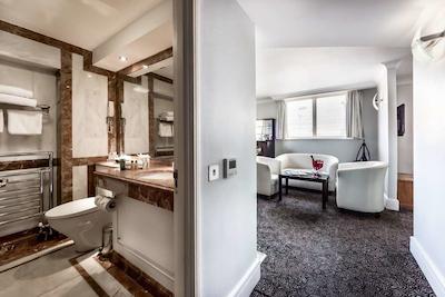 واشنتگن میفر