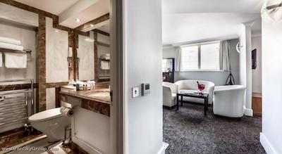 واشنتگن میفر