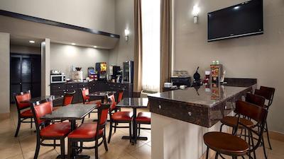 بست وسترن ریچلاند این اند سویتز