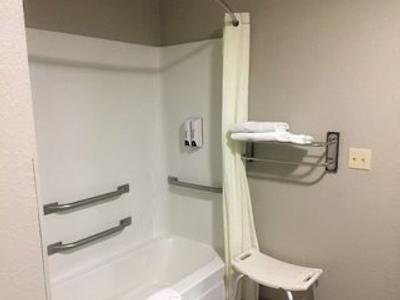 بست وسترن ریچلاند این اند سویتز