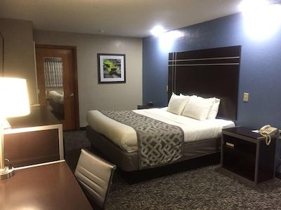 بست وسترن ریچلاند این اند سویتز