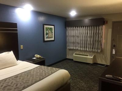 بست وسترن ریچلاند این اند سویتز