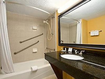 دز این اند سویتز دونکان/اسپارتانبورگ