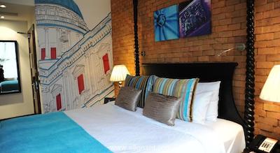 ایندیگو لندن-تاور هیل