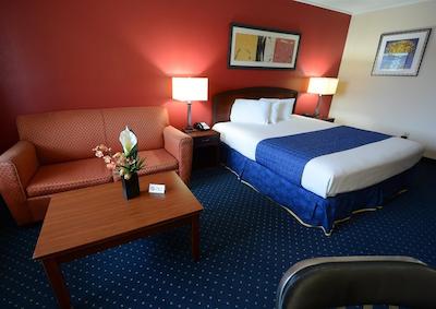 مانوسُن هتل ویرجینیا بیچ