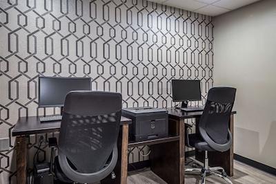 کلارین این اند سویتز نیر دونتون