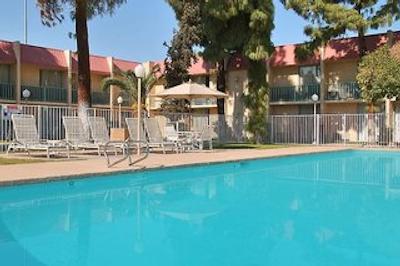 واکیشن این فنیکس