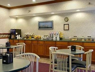 بمنت این اند سویتز اُفالن است لویز اریا