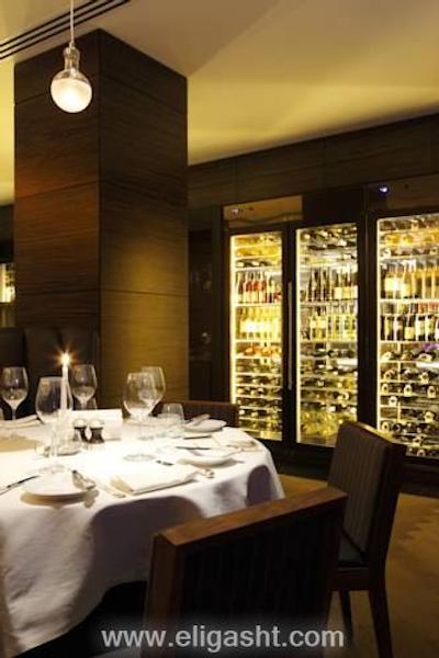 کنراد لندن اس تی جیمز