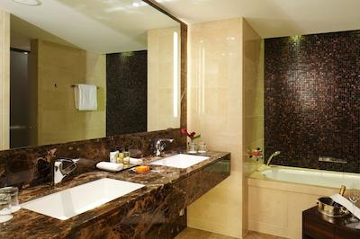 کنراد لندن اس تی جیمز