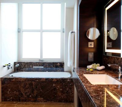 کنراد لندن اس تی جیمز