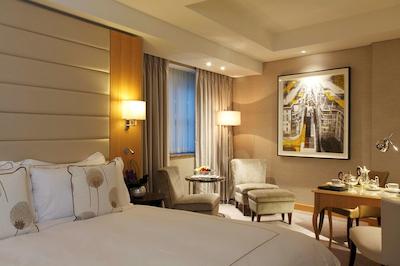 کنراد لندن اس تی جیمز