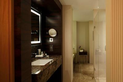 کنراد لندن اس تی جیمز