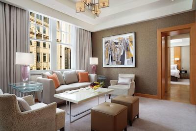 کنراد لندن اس تی جیمز