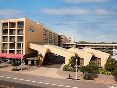 دز این ویرجینیا بیچ ات د بیچ