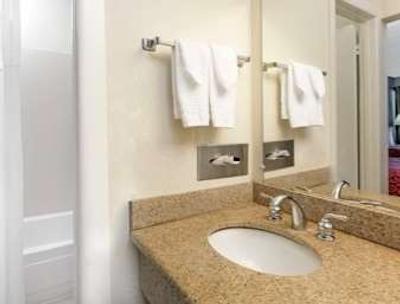 نایتز این شروپرت