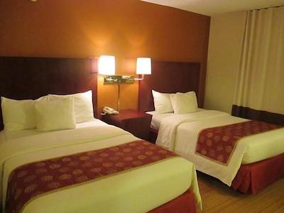 رد کارپت این اند سویتز