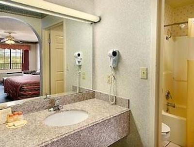 دز این رویل