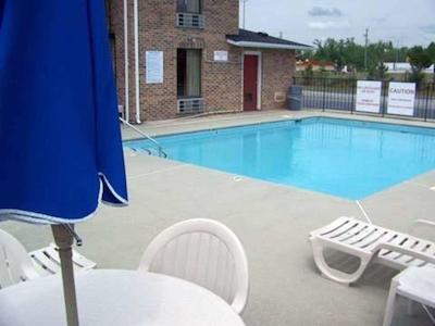 اکنو لج این اند سویتز