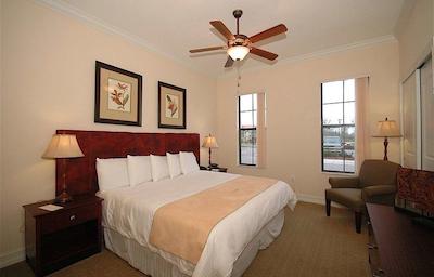 امرالد گرینز گولف ریزرت اند کونتری کلوب