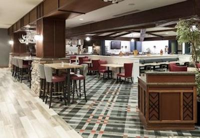 امباسی سویتز انچراج