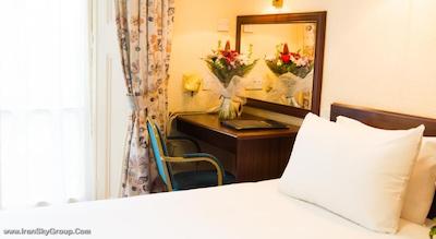 بیزواتر این