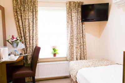 بیزواتر این