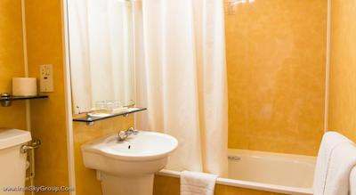 بیزواتر این