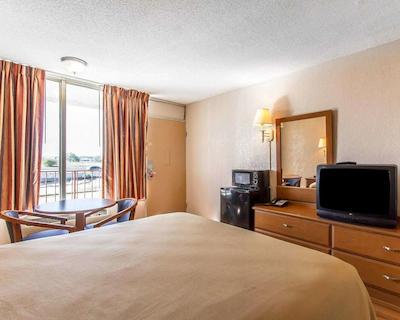 اکنو لج این اند سویتز بریکتون