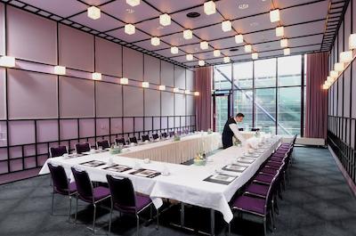 ماریتیم هتل اند کنگرز سنتروم برمن