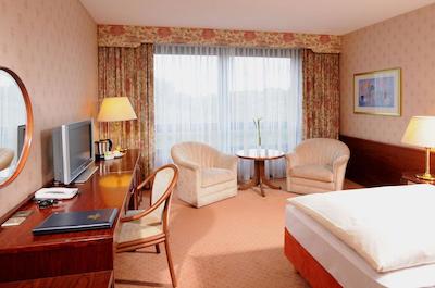 ماریتیم هتل اند کنگرز سنتروم برمن