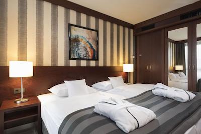 ماریتیم هتل کنیگسوینتر