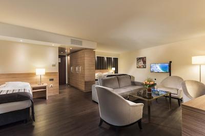 ماریتیم هتل کنیگسوینتر