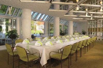 بست وسترن پرمیر پارختل باد مرجندیم