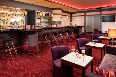 بست وسترن پرمیر پارختل باد مرجندیم