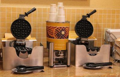 هامپتون این هامپتون-نوپرت نوز