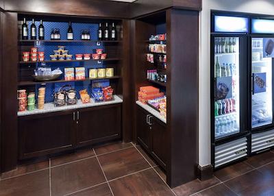 هامپتون این اند سویتز اُماها-دونتون